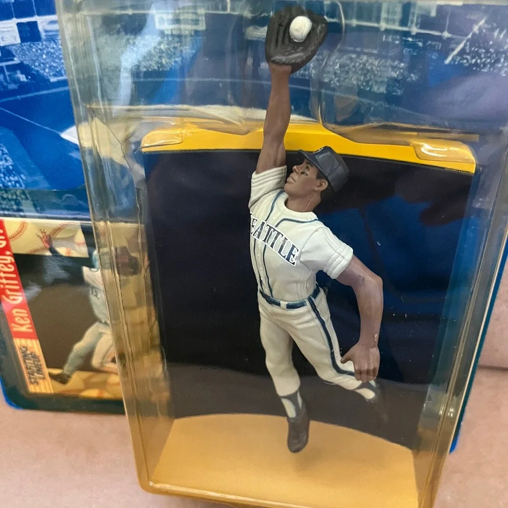 1997 Kenner Starting Lineup Ken Griffey Jr Seattle Mariners 10th Year Edition